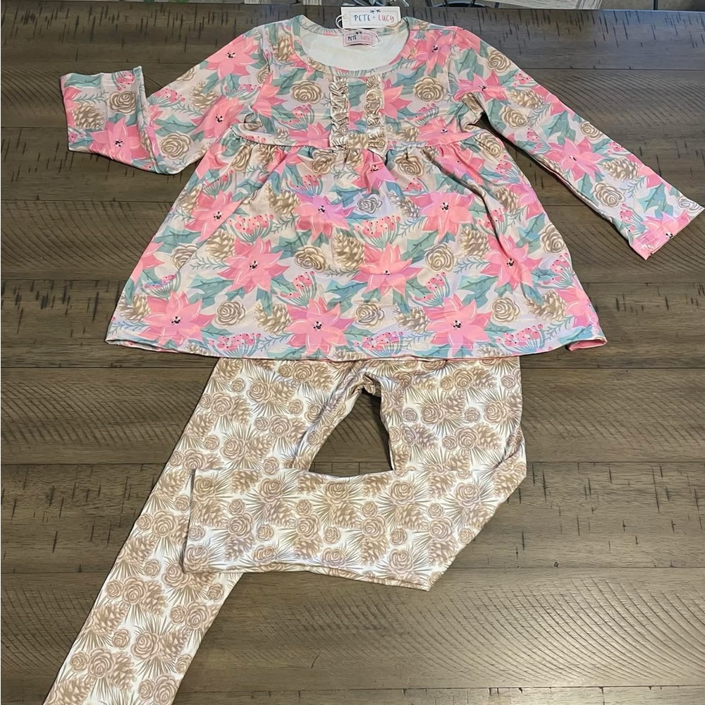 Poinsettia Print 2pc Set - Pink and Cream